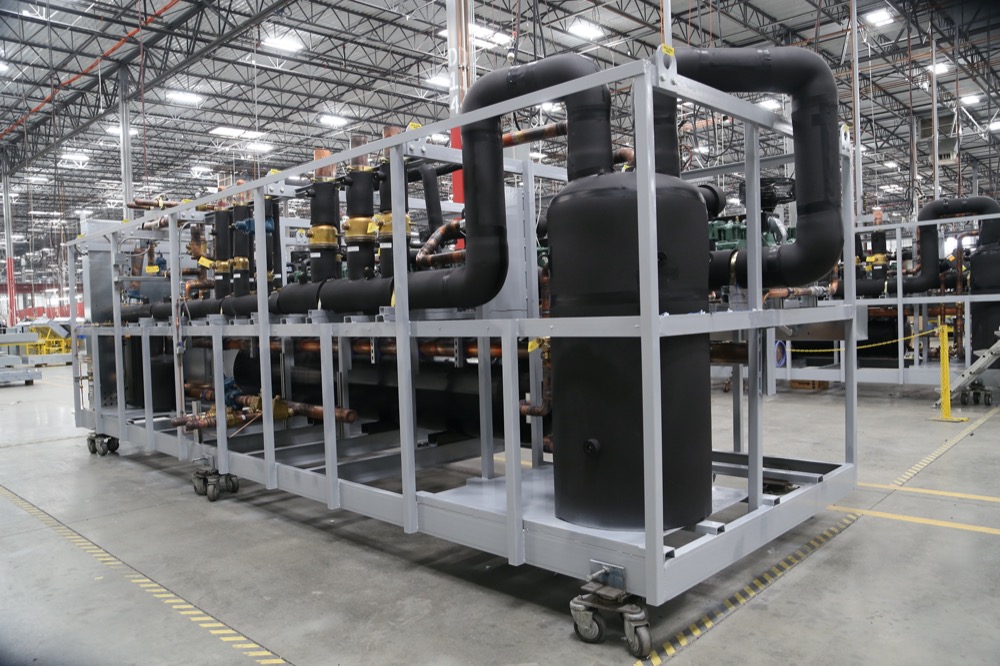 Industrial Parallel Rack Refrigeration Systems – Hillphoenix